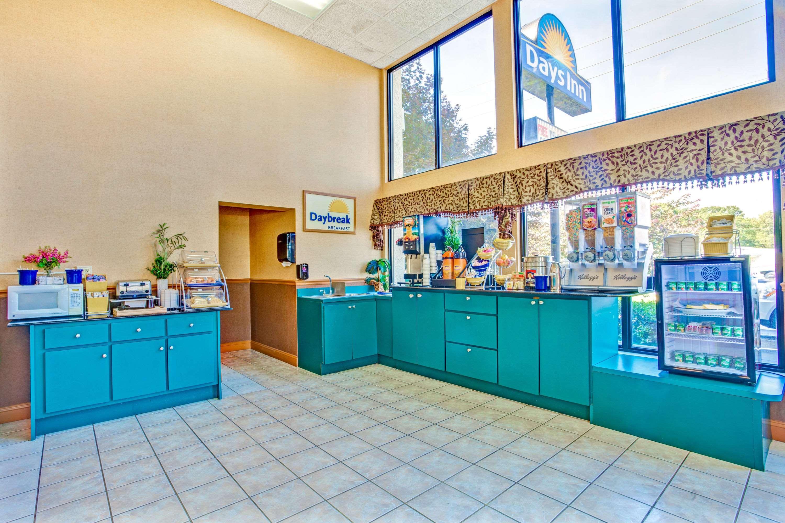 Days Inn By Wyndham Kodak/Sevierville Intrstate Smokeymntns Ngoại thất bức ảnh